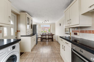 Photo 21- click for photo gallery